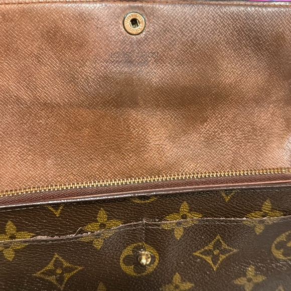 1994 Louis Vuitton Sarah Monogram Wallet - Vintage - Picture 5 of 10